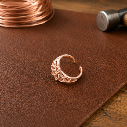 Anillo de pie de cobre Pétalo